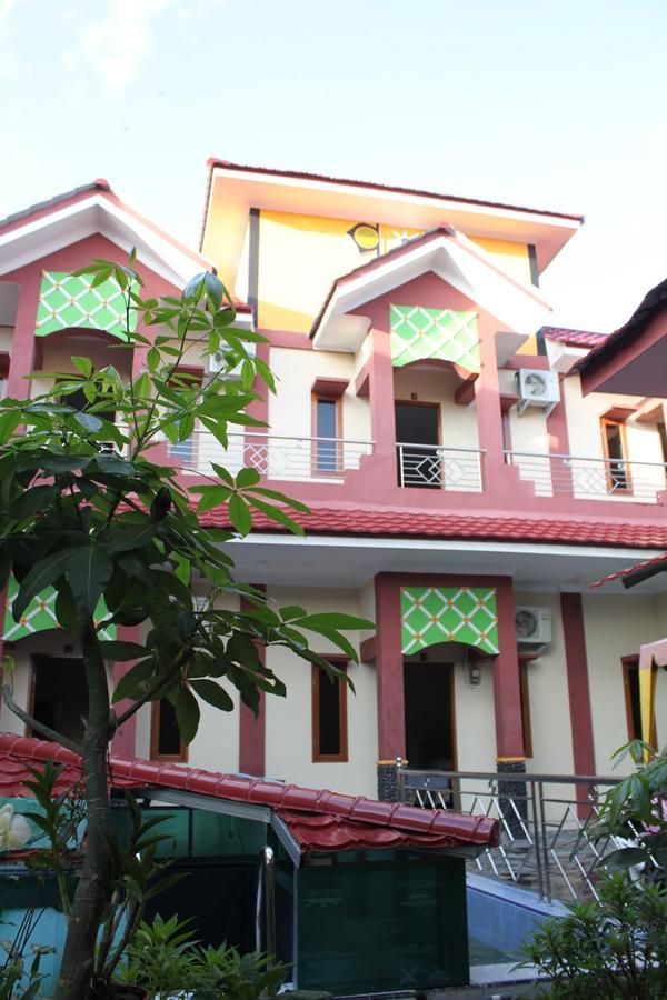 Pondok Cemara Medan Exterior foto
