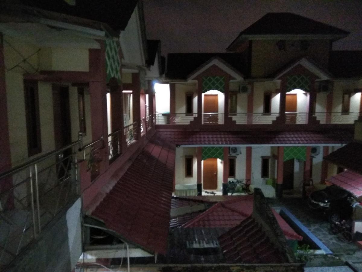 Pondok Cemara Medan Exterior foto